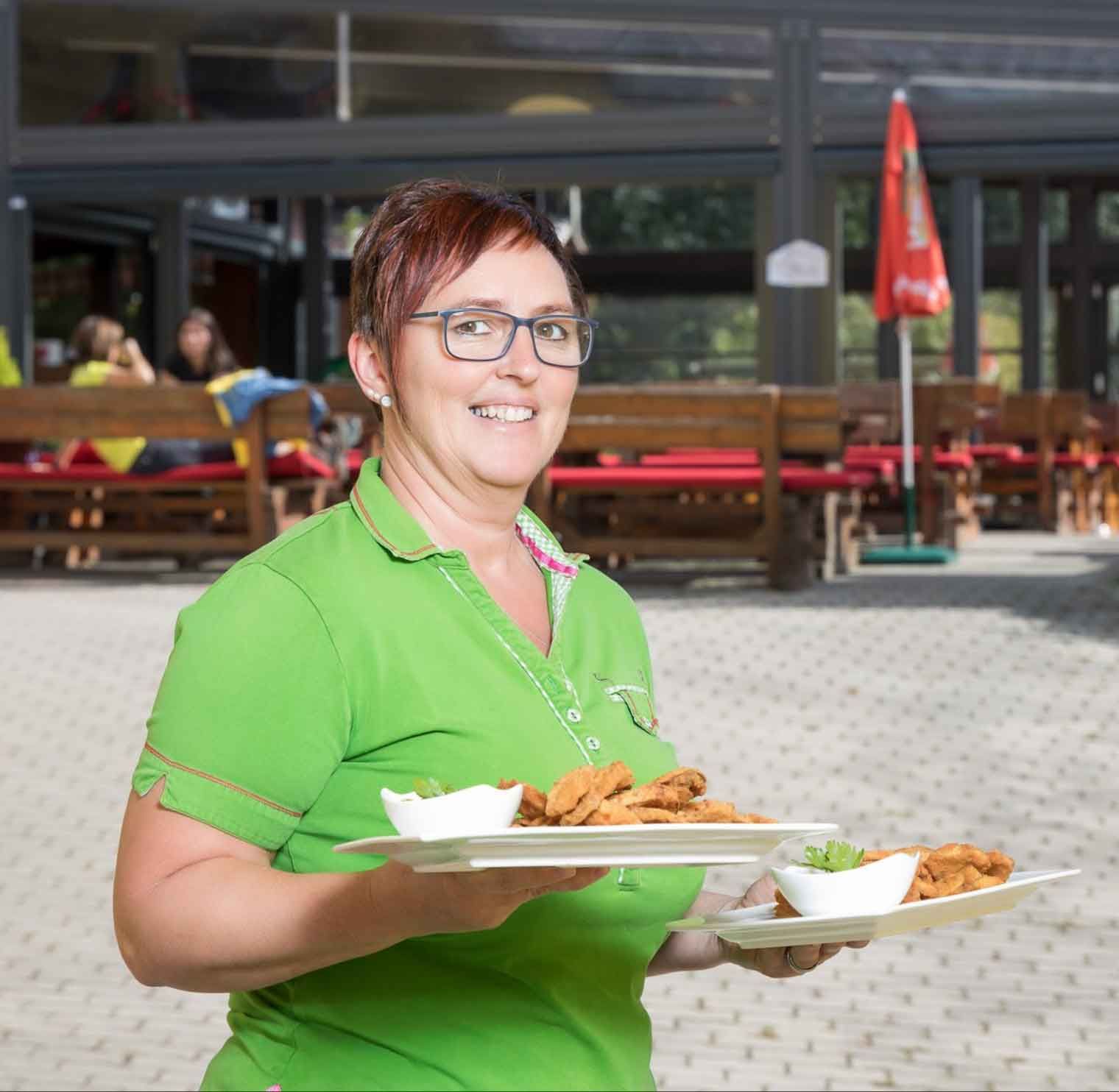 Elisabeth Lechner im Service